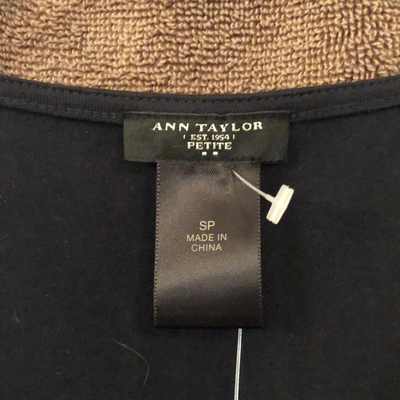 Ann Taylor Blouse - Picture 3 of 3